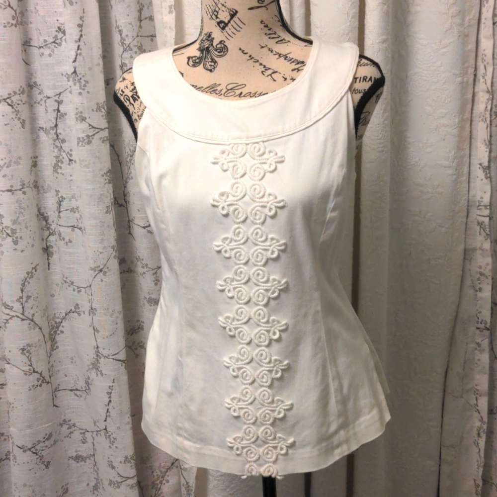 Lilly Pulitzer White Embroidered Sleeveless Shell